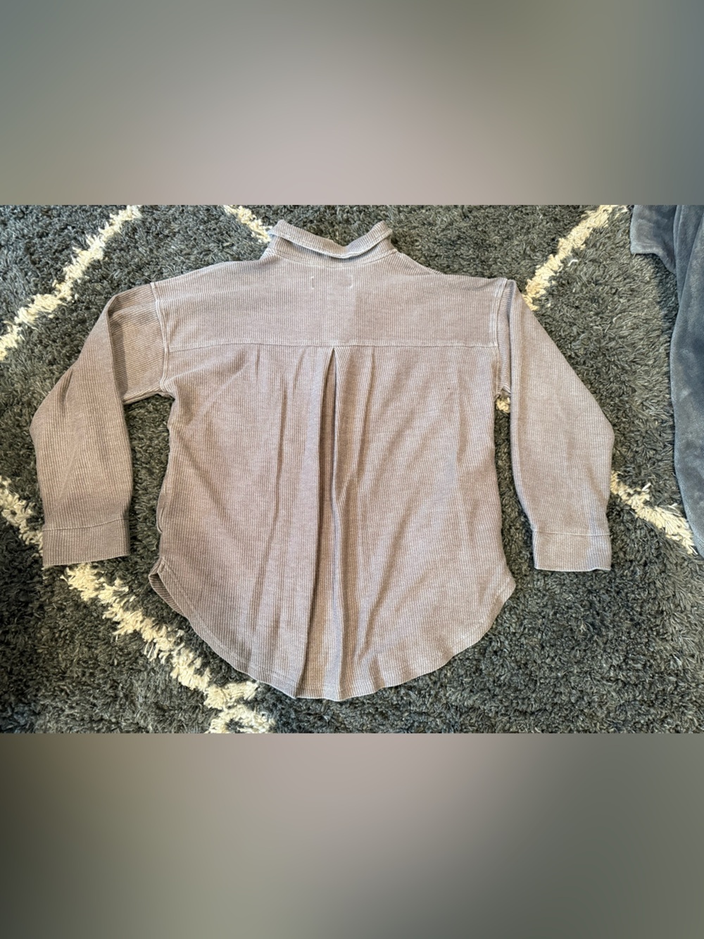 Thread +supply shacket size large like‎ new! - Picture 4 of 5
